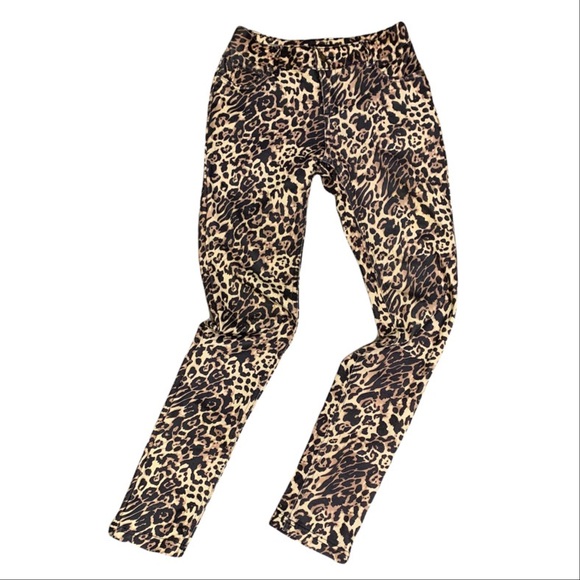 2/$25 Roma Collection Jeans Leggings Leopard Animal Print Leggings Jeans Size M - Picture 4 of 13